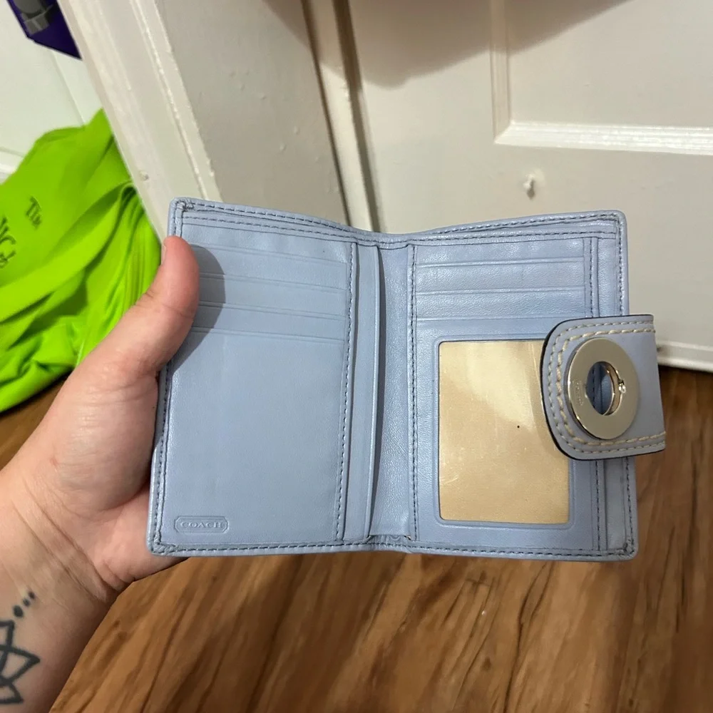 Coach Light Purple Leather Shoulder Bag - Picture 4 of 8